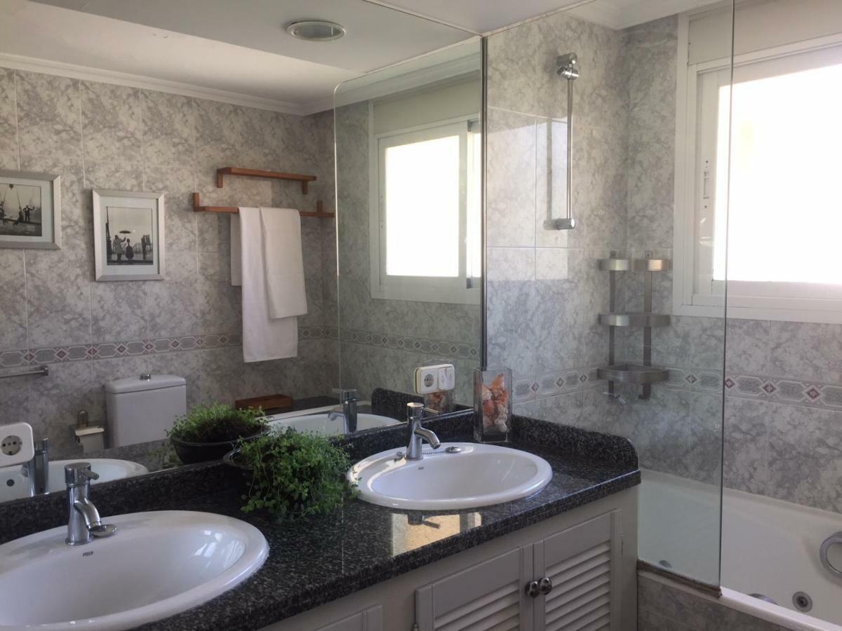 Ferienwohnung Apartamento La Carihuela - Urb. Eurosol Torremolinos Exterior foto